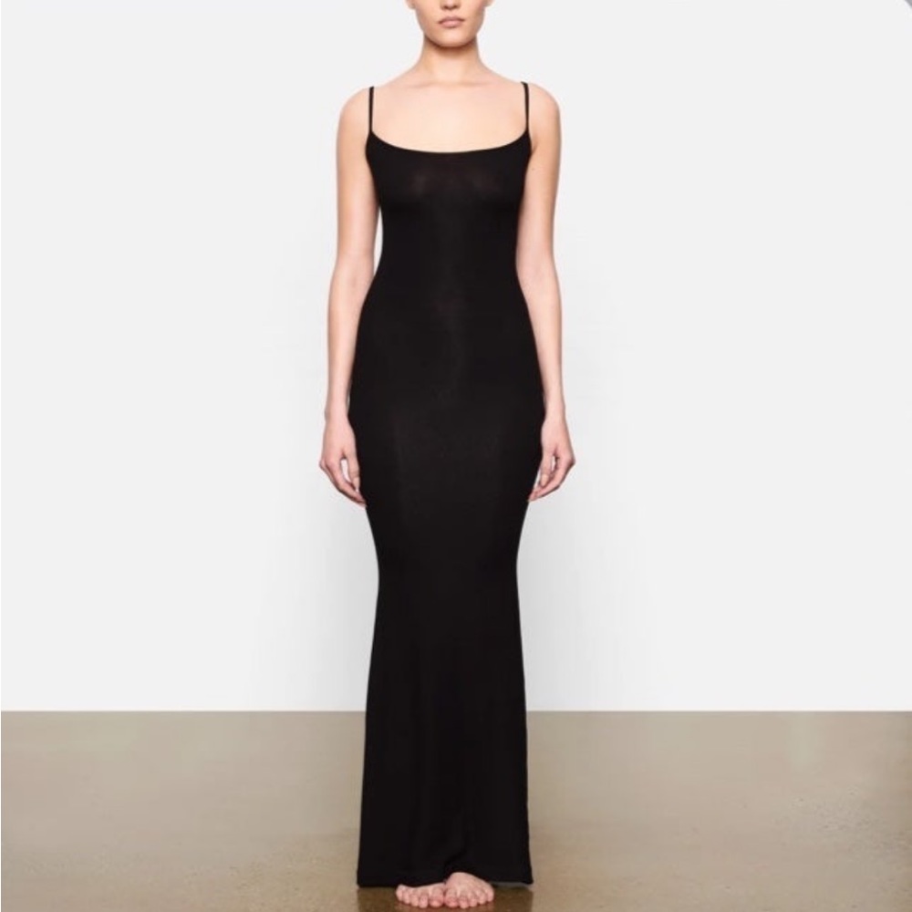 NWT skims onyx soft lounge maxi dress